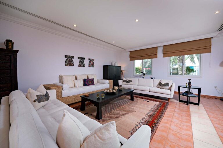 Laguna Beach - Living Room