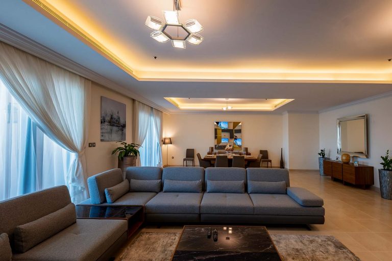 One Porto Arabia - Living room